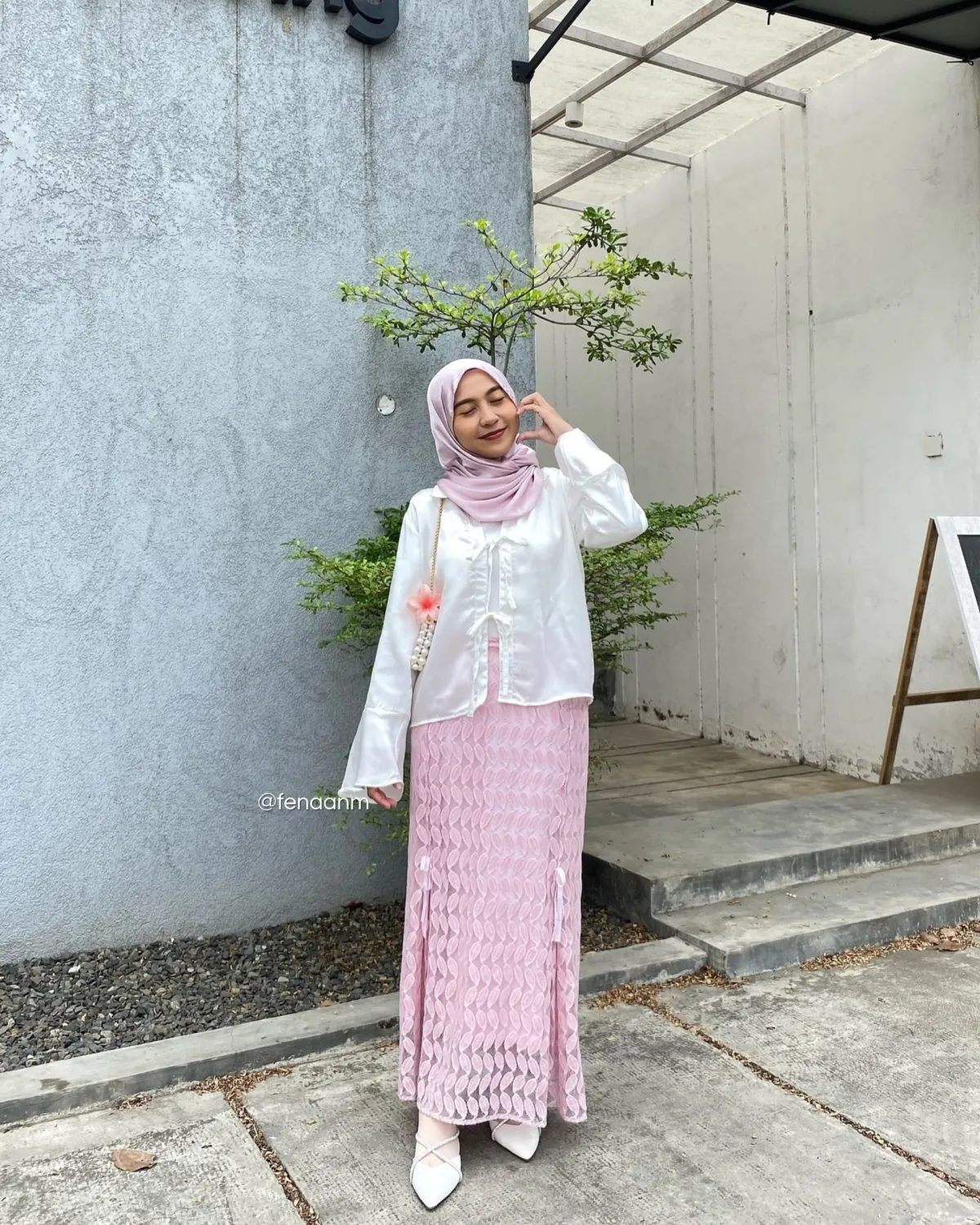 Inspirasi outfit kondangan